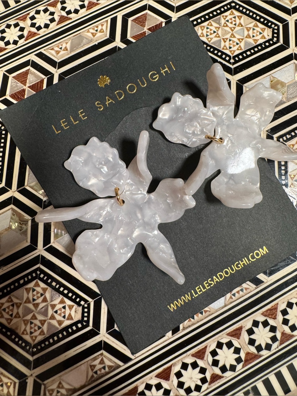 Lele Sadoughi Small Paper Lily Drop Earrings